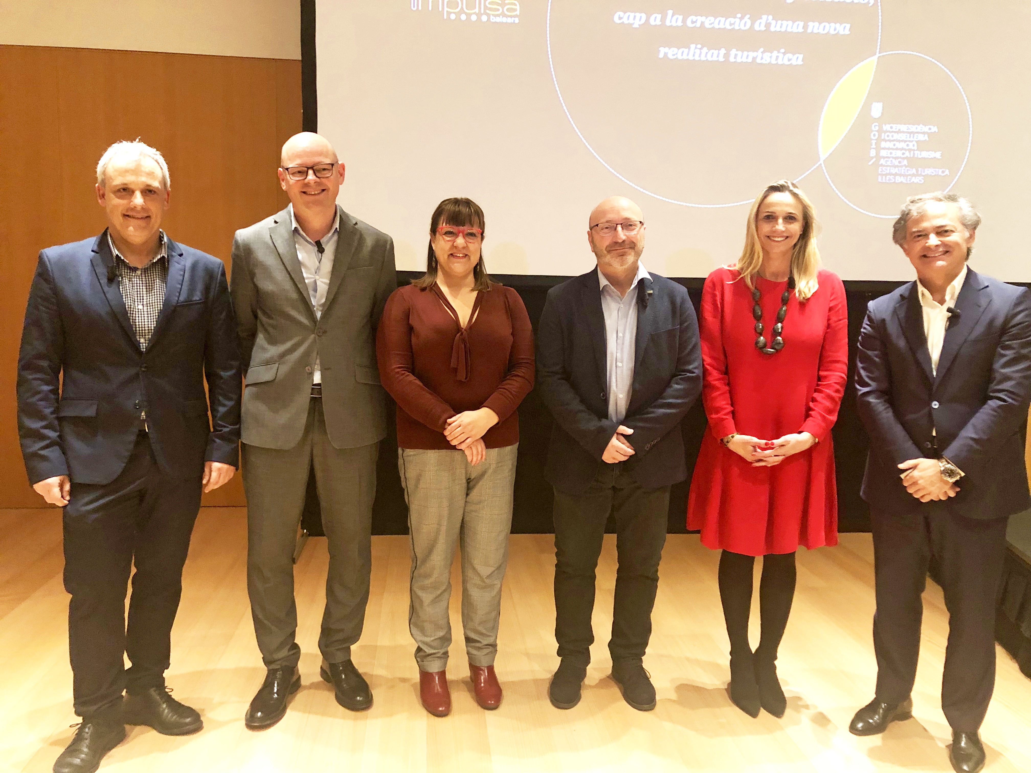 La FEHM participa en la conferencia organizada por Impulsa ‘De la madurez a la sofisticación, hacia la creación de una nueva realidad turística’