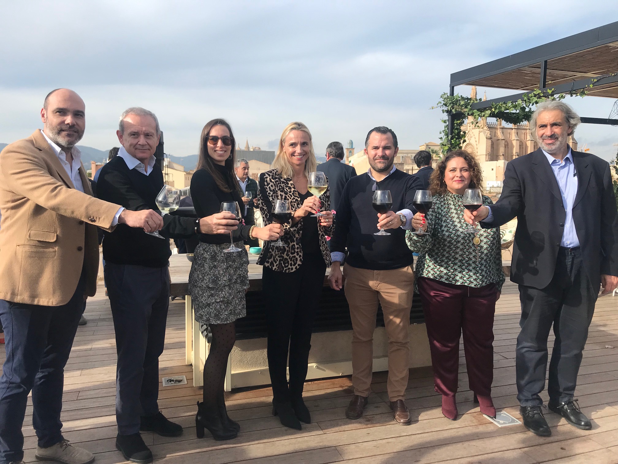 La FEHM celebra la tradicional copa de Navidad con los medios de comunicación